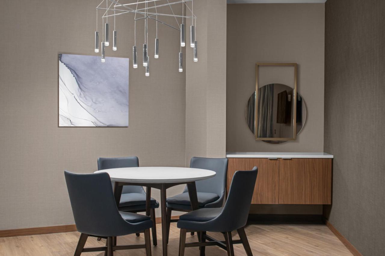 Ac Hotel By Marriott Charlotte Ballantyne エクステリア 写真