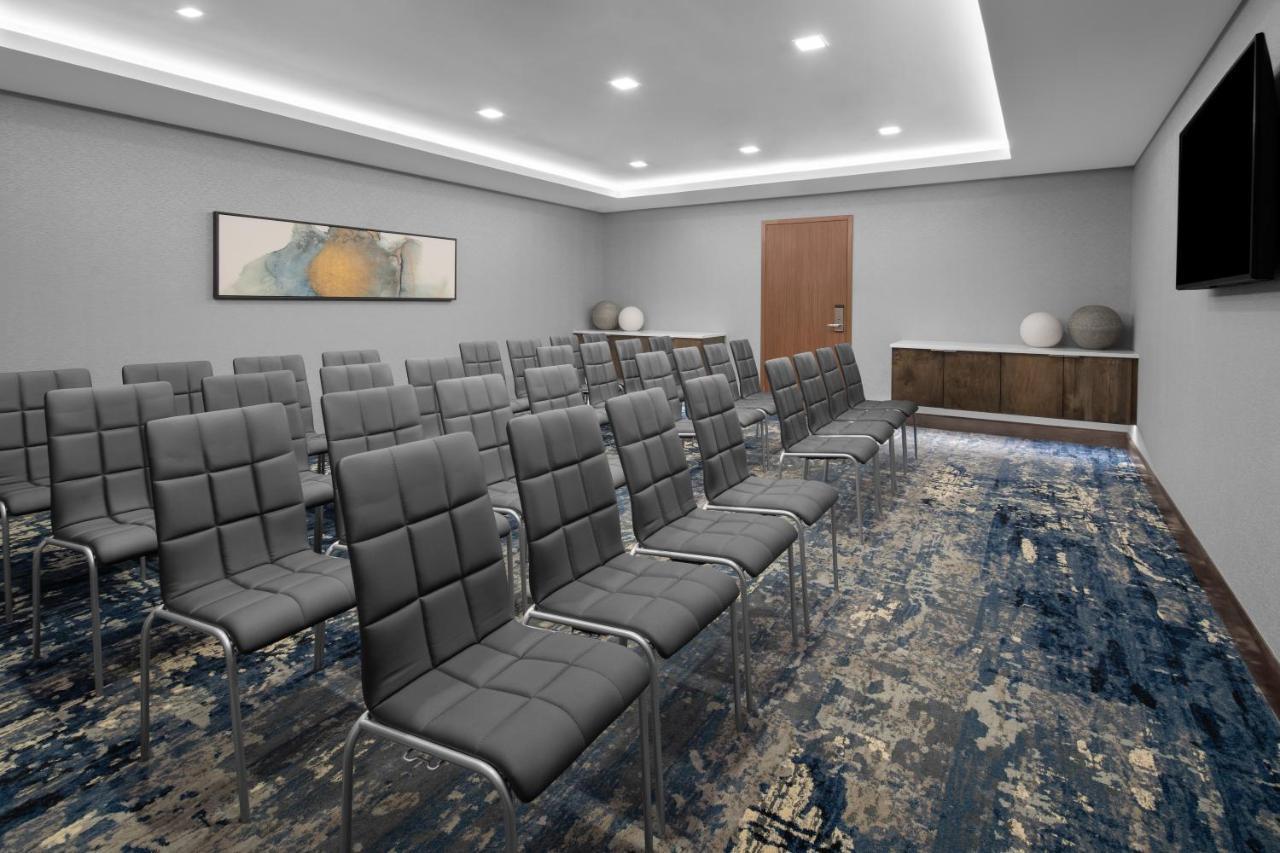 Ac Hotel By Marriott Charlotte Ballantyne エクステリア 写真
