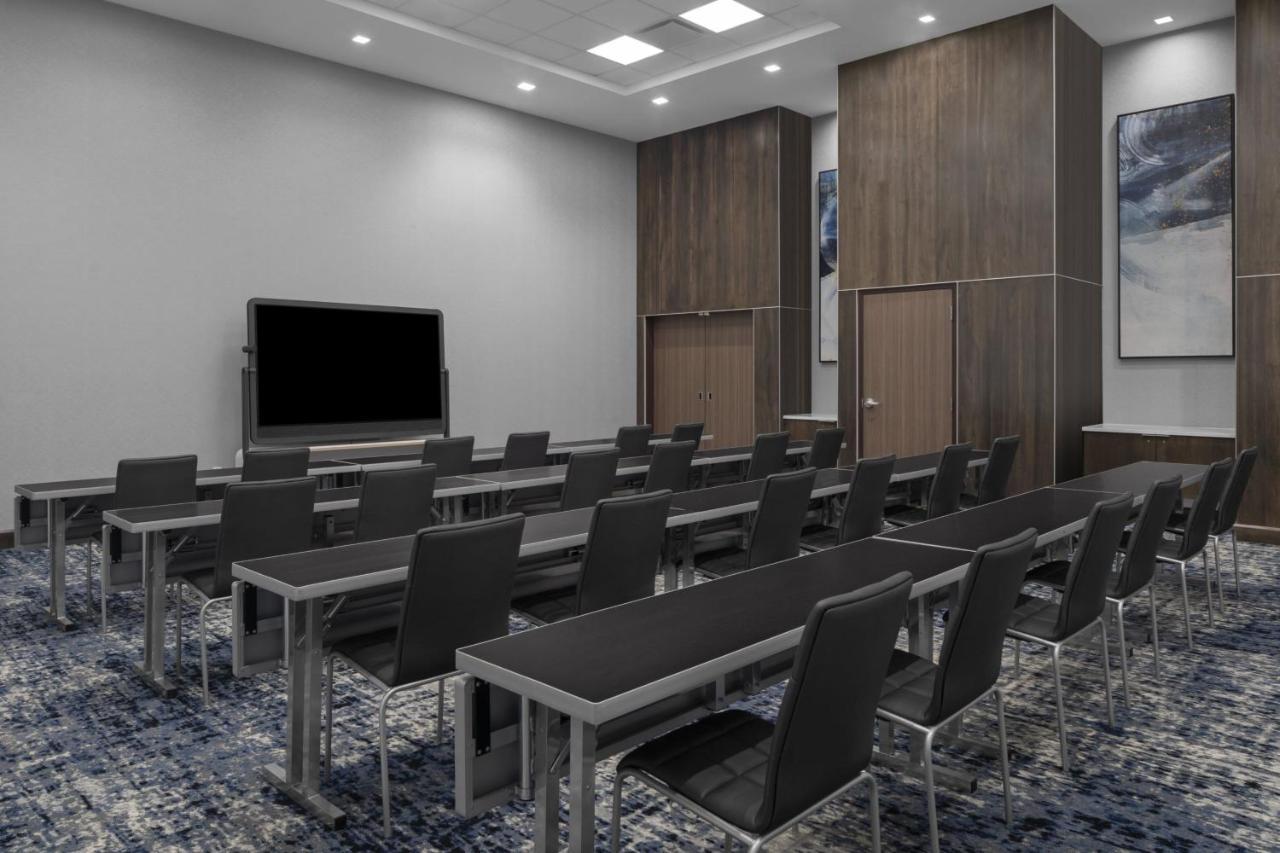 Ac Hotel By Marriott Charlotte Ballantyne エクステリア 写真