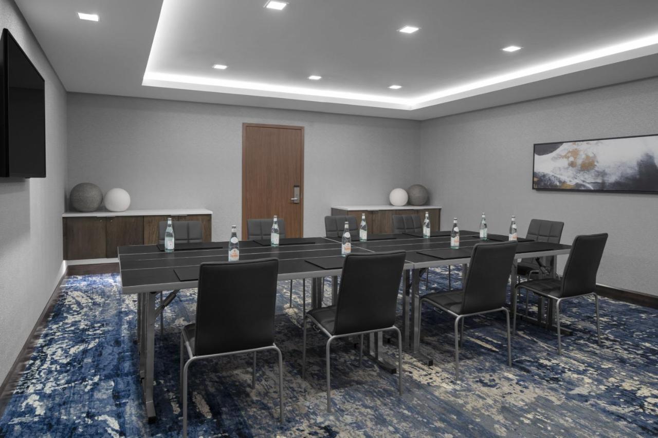 Ac Hotel By Marriott Charlotte Ballantyne エクステリア 写真