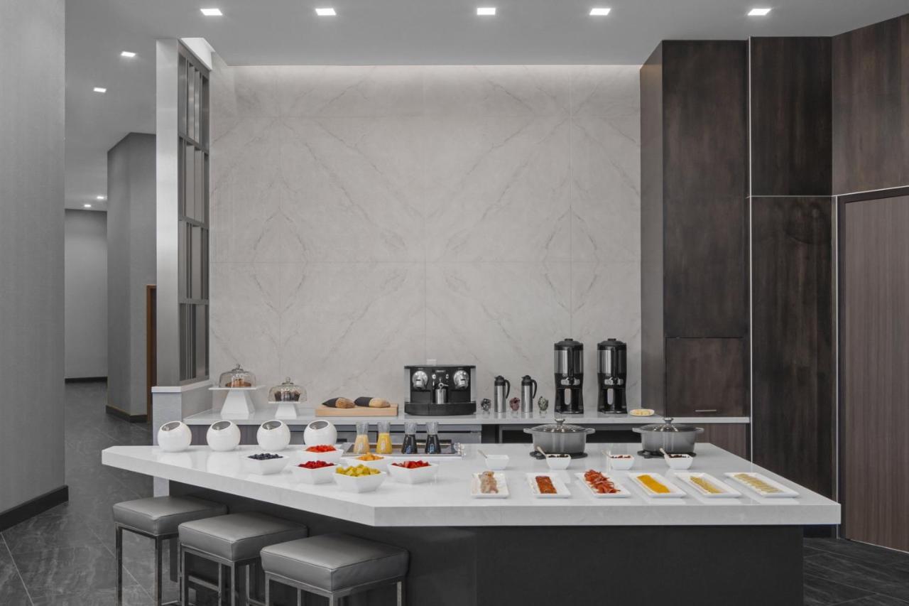 Ac Hotel By Marriott Charlotte Ballantyne エクステリア 写真